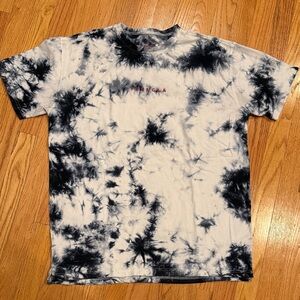 YoungLA Black and White Tie-Dye Cloud Tee Size Medium